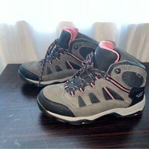 women's hiking boots